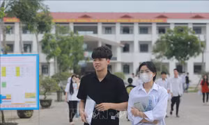 Dồn sức ôn luyện cho học sinh lớp 12 thi tốt nghiệp