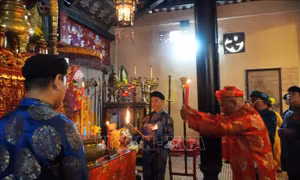 Từ lễ giỗ Đức Tả quân Lê Văn Duyệt bồi đắp ý thức hướng về nguồn cội