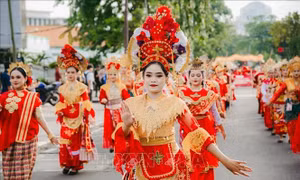 Tưng bừng lễ hội đường phố mừng Tết Nguyên đán và Ramadan ở Jakarta (Indonesia)