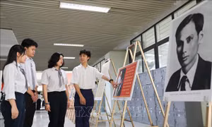 Thấm nhuần tư tưởng Hồ Chí Minh để 'Đảng mạnh', 'dân tin'