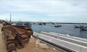 Những công trình khẩn cấp chạy đua với mùa mưa lũ