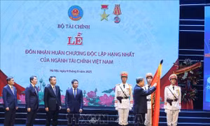 Tổng Bí thư Tô Lâm dự Lễ Kỷ niệm 80 năm Ngày truyền thống ngành Tài chính và đón nhận Huân chương Độc lập hạng Nhất