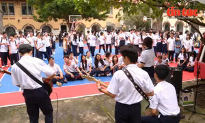 Giờ ra chơi không điện thoại: Học sinh tìm lại niềm vui tuổi học trò
