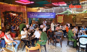 'Cà phê chuyển đổi số' giúp dân tự tin dùng dịch vụ công trực tuyến