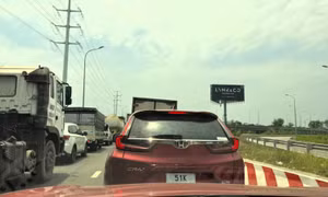 TP Hồ Chí Minh: Cảnh báo ùn tắc giao thông trong ngày cuối của kỳ nghỉ lễ