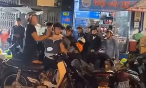 TP Hồ Chí Minh: Xác minh nhóm thanh niên hành hung đôi nam nữ giữa đường