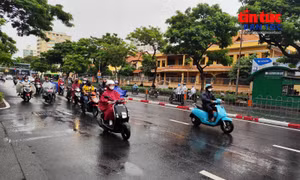 TP Hồ Chí Minh và Nam Bộ đề phòng mưa dông, lốc và gió giật mạnh vào chiều tối