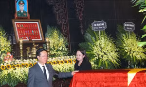 Lễ tang Thượng tướng Nguyễn Chí Vịnh, nguyên Thứ trưởng Bộ Quốc phòng