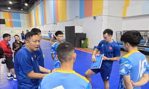 HLV D. Giustozzi hài lòng với bản lĩnh thi đấu của tuyển Futsal Việt Nam