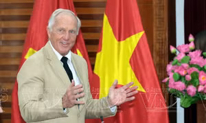 Huyền thoại golf Greg Norman làm Đại sứ Du lịch Việt Nam giai đoạn 2025 – 2030