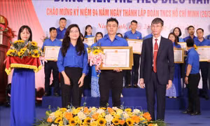 Ninh Bình: Những đảng viên trẻ làm theo lời Bác