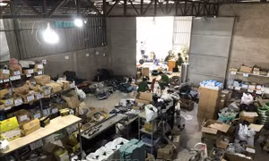 Phát hiện xưởng sản xuất xe đạp điện giả ở Bình Dương