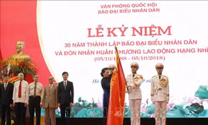 Chủ tịch Quốc hội dự Lễ kỷ niệm 30 năm thành lập Báo Đại biểu Nhân dân