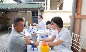 Phú Thọ đồng loạt ra quân khám sức khỏe miễn phí cho người dân