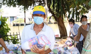 'Chợ 0 đồng' và những bữa cơm nghĩa tình đất Tây Đô