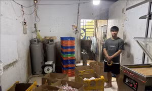 Bắt 3 đối tượng cầm đầu đường dây sản xuất, buôn bán thực phẩm giả quy mô lớn