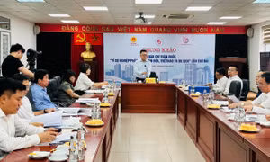 Chấm chung khảo Giải báo chí toàn quốc 'Vì sự nghiệp phát triển văn hóa, thể thao và du lịch' lần thứ 2