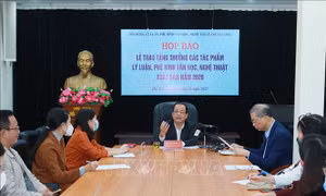 17 tác phẩm nhận tặng thưởng về lý luận, phê bình văn học, nghệ thuật năm 2020