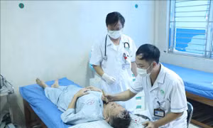 Nhiều ca bệnh liệt mặt ngoại biên do thay đổi thời tiết