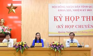 Hội đồng nhân dân tỉnh Quảng Ngãi thông qua nhiều nghị quyết quan trọng