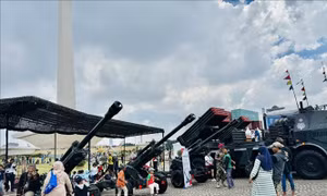Indonesia tổ chức triển lãm khí tài quy mô lớn