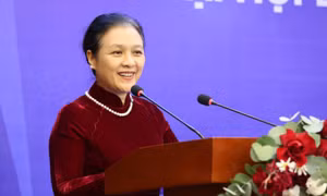 Lãnh đạo Liên hiệp các tổ chức hữu nghị Việt Nam làm việc với Hiệp hội nhân dân Á-Âu