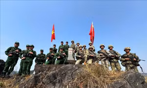 Tuần tra song phương tuyến biên giới Việt - Trung