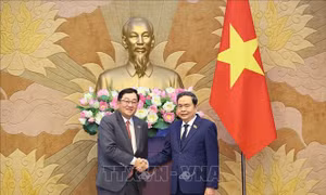 Chủ tịch Quốc hội Trần Thanh Mẫn tiếp Đại sứ Malaysia Tan Yang Thai chào từ biệt