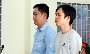 Hai cựu công an lĩnh án 16 năm tù về tội cố ý gây thương tích