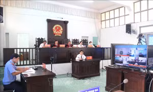 Phiên tòa xét xử trực tuyến đầu tiên tại tỉnh Bình Thuận
