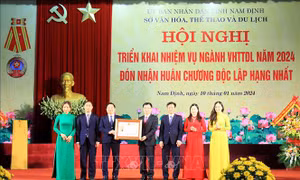 Ngành Văn hóa Nam Định đón nhận Huân chương Độc lập Hạng Nhất
