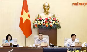 Bế mạc Phiên họp thứ 37 của Ủy ban Thường vụ Quốc hội