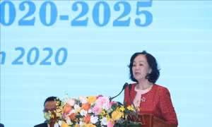 Trưởng ban Dân vận Trung ương: Thầy thuốc trẻ cần xem niềm tin của bệnh nhân, của xã hội là mục tiêu phấn đấu