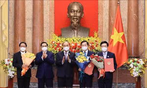 Chủ tịch nước trao Quyết định bổ nhiệm các thành viên Chính phủ nhiệm kỳ 2021 - 2026