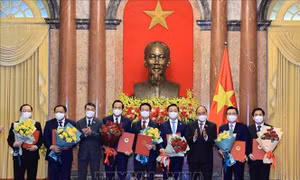 Nghị quyết phê chuẩn đề nghị bổ nhiệm bộ trưởng và thành viên khác của Chính phủ