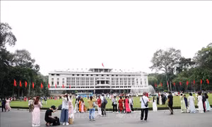 TP Hồ Chí Minh thiết kế nhiều tour đặc sắc chào mừng kỷ niệm 30/4