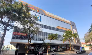 Trung tâm ngoại ngữ ở Gia Lai ngừng hoạt động, hàng chục phụ huynh mòn mỏi đòi tiền học phí