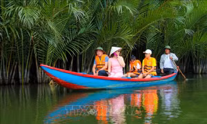 Quảng Ngãi: Cần hỗ trợ nông dân làm du lịch cộng đồng