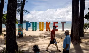 Thái Lan hy vọng đón 1 triệu du khách nước ngoài đến Phuket trong sáu tháng tới
