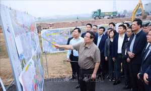 Thủ tướng kiểm tra tiến độ thi công Dự án Cảng hàng không quốc tế Gia Bình