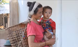 Nhịp sống ở bản tái định cư của người Ơ Đu