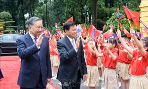 Truyền thông Lào ca ngợi mối quan hệ Việt Nam - Lào