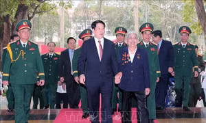 Chủ tịch nước dự Lễ kỷ niệm 90 năm Ngày truyền thống Dân quân tự vệ