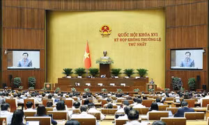 Chú trọng hiệu quả đầu tư và đảm bảo ổn định cuộc sống cho người dân