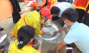 Đặc sắc Lễ hội bánh chưng, bánh giày truyền thống tại đền Độc Cước, Thanh Hóa ​