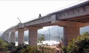 Khánh thành, đưa vào sử dụng cầu Bình Ca trên đường Hồ Chí Minh