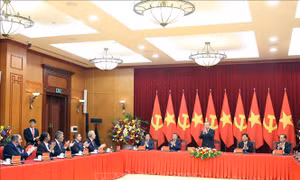 Tổng Bí thư Tô Lâm tiếp Trưởng đoàn chính đảng các nước