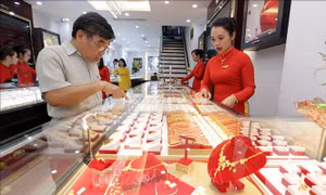 Giá vàng bật tăng, trên 46 triệu đồng/lượng