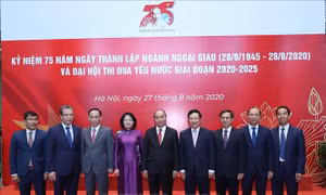 Thủ tướng dự Lễ kỷ niệm 75 năm Ngày thành lập ngành Ngoại giao Việt Nam
