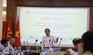 Xây dựng nền công vụ thống nhất từ trung ương, đến cấp tỉnh, huyện, xã